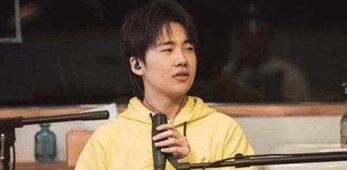 吃瓜娛樂郭麒麟,吃瓜娛樂背后的喜劇人生