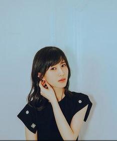 娛樂吃瓜醬娜娜擺攤?cè)沼浽曨l,揭秘網(wǎng)紅日常，娛樂吃瓜醬的市井生活