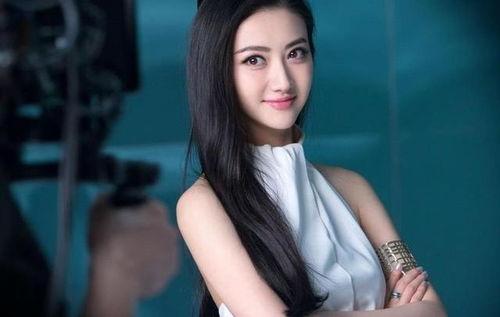 娛樂圈吃瓜背景圖女主,揭秘“吃瓜女神”背后的故事