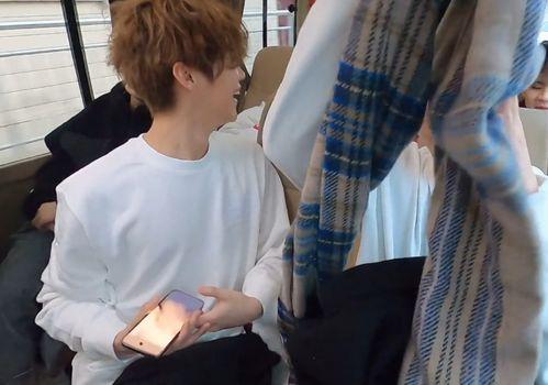 鹿晗娛樂吃瓜是真的嗎視頻,揭秘真相還是純屬謠言？