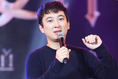 小哇吃瓜娛樂(lè)博主,揭秘娛樂(lè)圈幕后故事，帶你領(lǐng)略明星真實(shí)一面