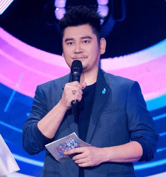 娛樂圈8月吃瓜群眾是誰,揭秘“吃瓜群眾”背后的神秘人物