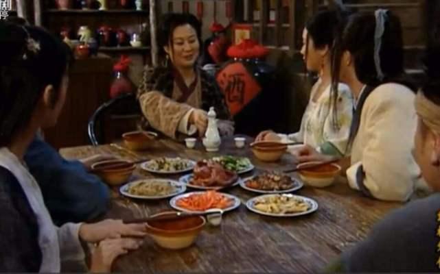 娛樂(lè)吃瓜劇組食物,揭秘劇組食物背后的秘密與趣味