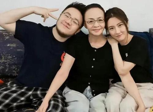 娛樂八卦爆料姐妹吃瓜微博,姐妹吃瓜微博，揭秘明星幕后故事