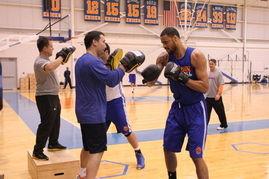 吃瓜娛樂拳擊比賽視頻播放,吃瓜群眾圍觀精彩拳擊比賽視頻